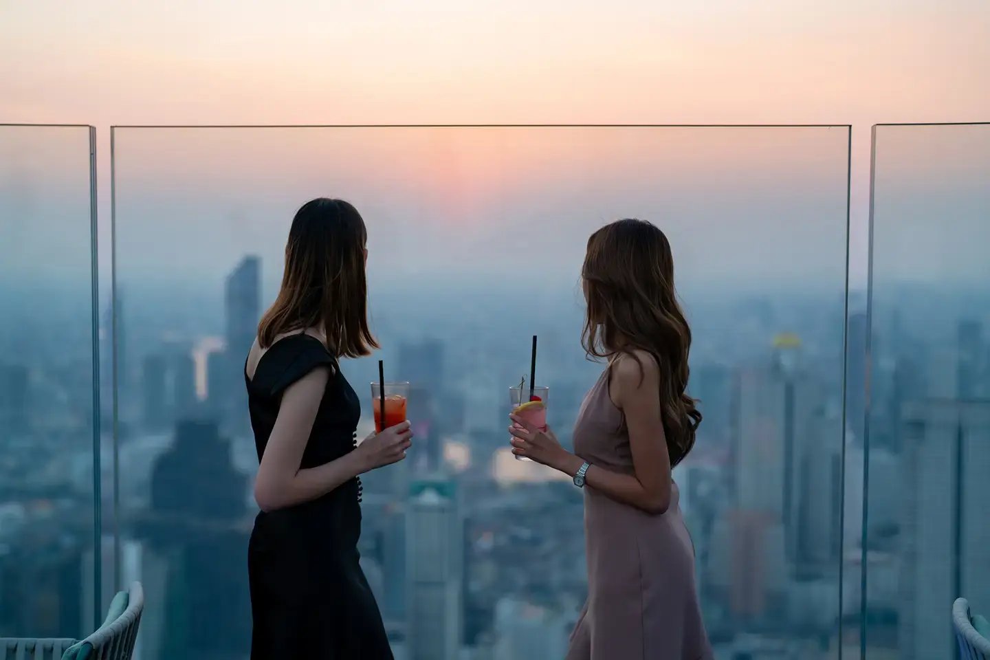 black-opal_adventures-escapes_rooftop-toasts
