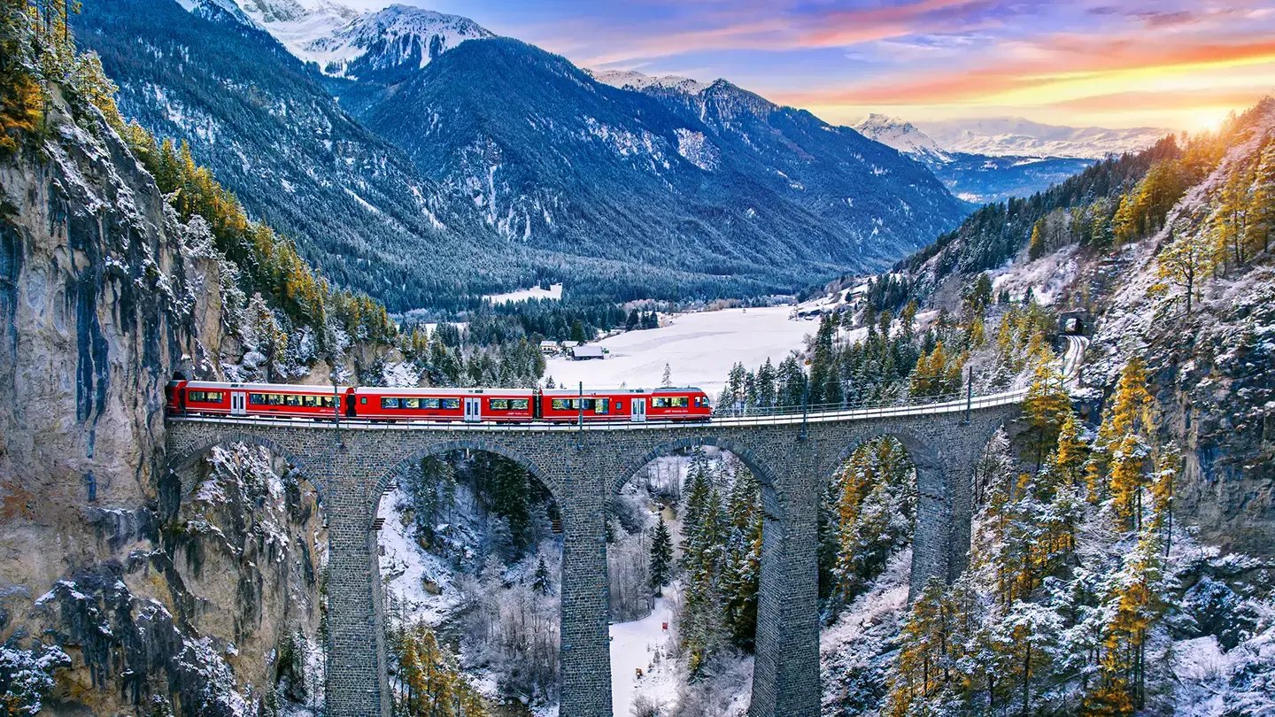 black-opal_jet-heli_swiss-alps-scenic-alps
